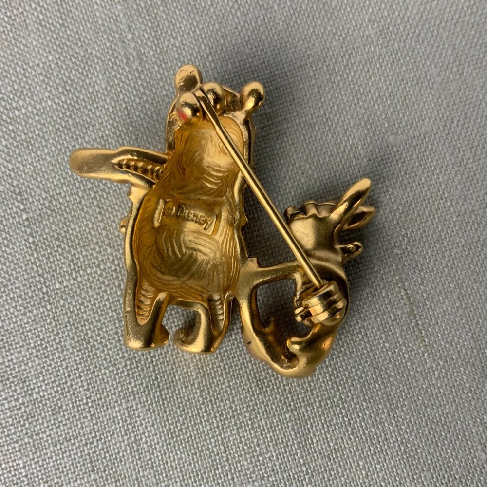 Vintage  Disney Winnie The Pooh  And Piglet Brooch Pin - Picture 8 of 15
